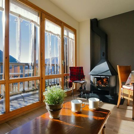 La Ginesta 2, Apartaments De Muntanya Estación Exteriör bild