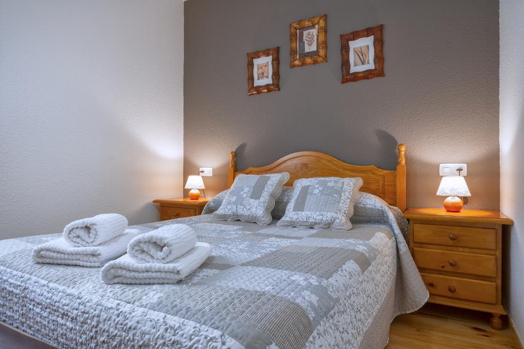 La Ginesta 2, Apartaments De Muntanya Estación Rum bild