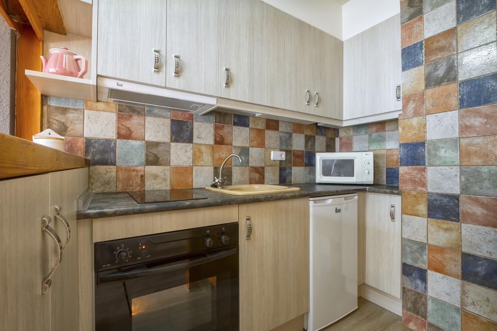 La Ginesta 2, Apartaments De Muntanya Estación Rum bild