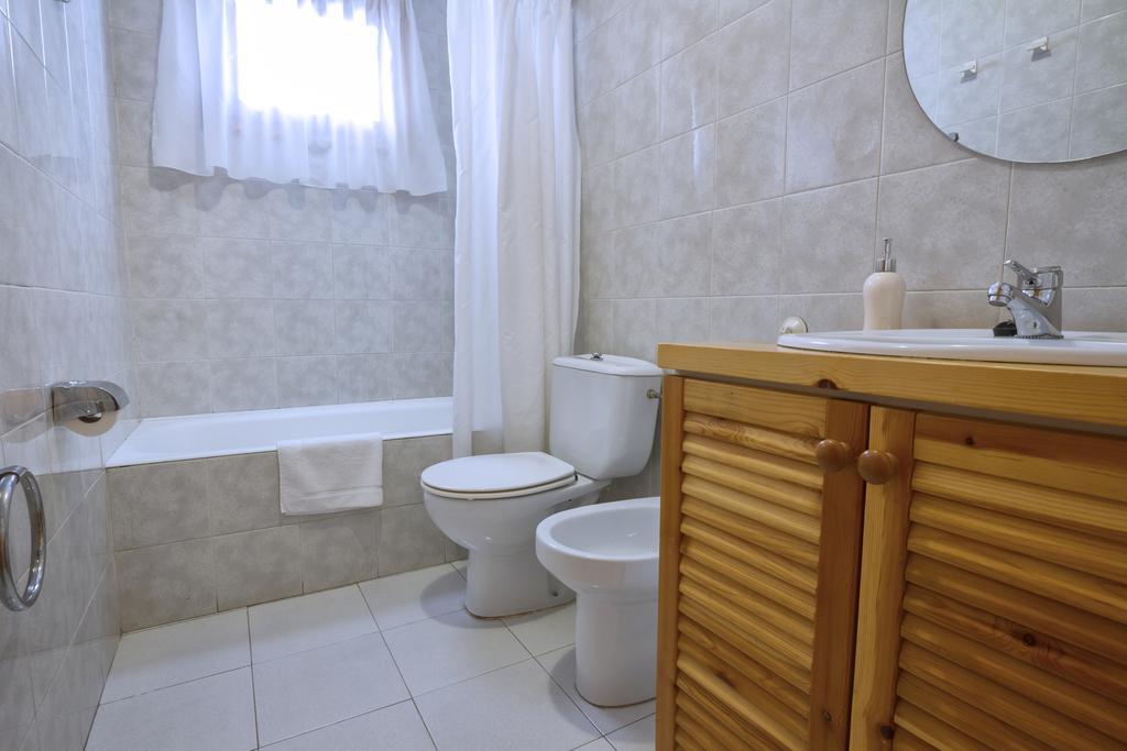 La Ginesta 2, Apartaments De Muntanya Estación Rum bild