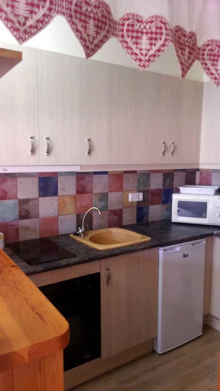 La Ginesta 2, Apartaments De Muntanya Estación Rum bild