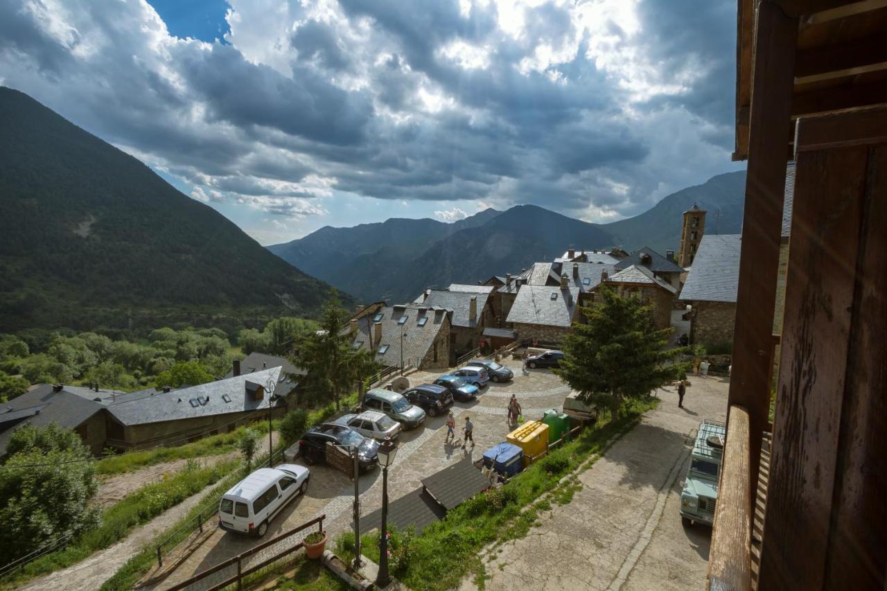 La Ginesta 2, Apartaments De Muntanya Estación Exteriör bild